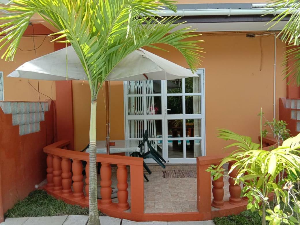 Beau Vallon Villa Self Catering With Pool ภายนอก รูปภาพ
